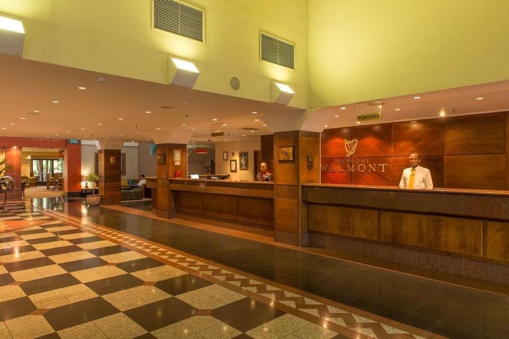 Peermont Metcourt Inn At The Grand Palm, Gaborone Exterior foto