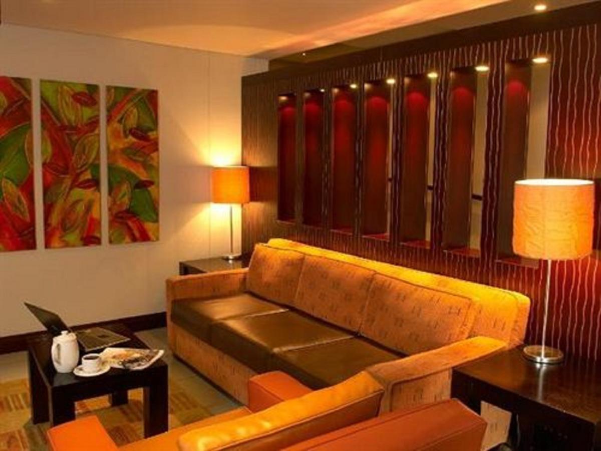 Peermont Metcourt Inn At The Grand Palm, Gaborone Exterior foto