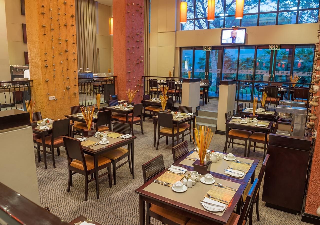 Peermont Metcourt Inn At The Grand Palm, Gaborone Exterior foto
